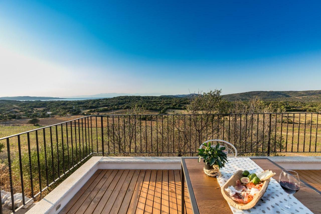 Tenuta Petra Bianca Palau Exteriör bild