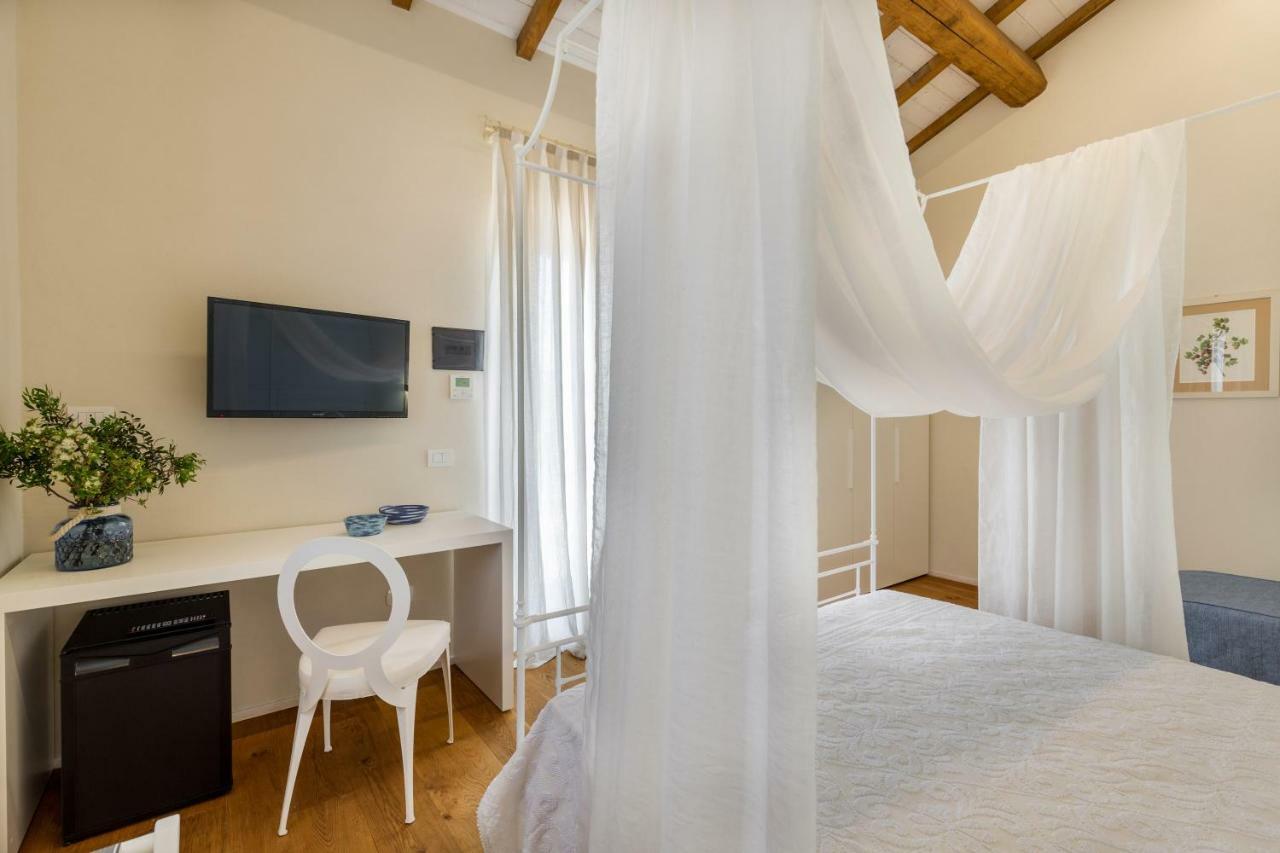 Tenuta Petra Bianca Palau Exteriör bild