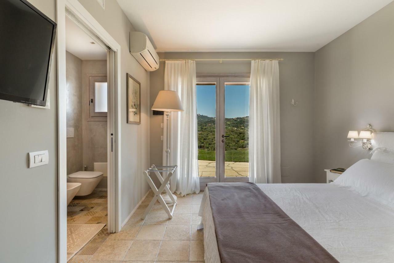 Tenuta Petra Bianca Palau Exteriör bild