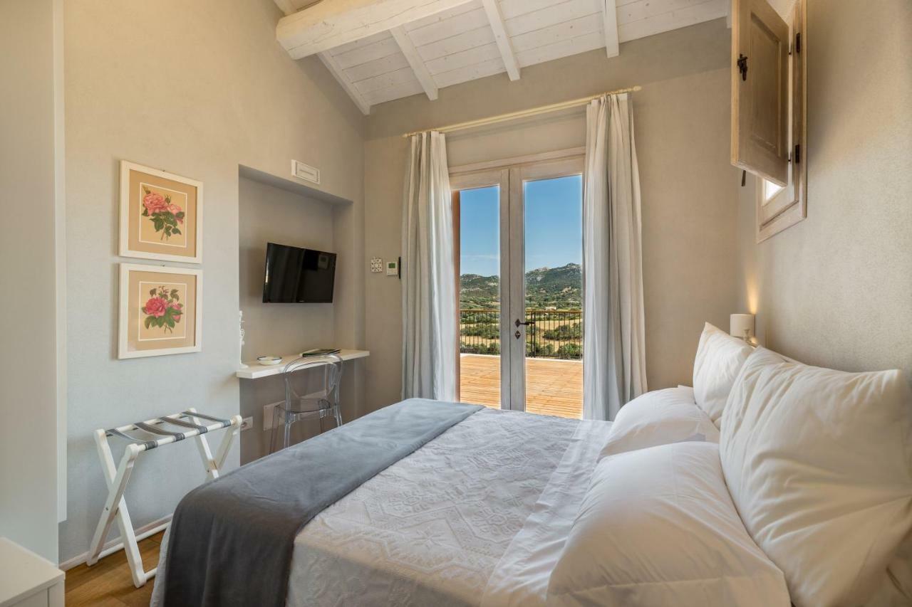 Tenuta Petra Bianca Palau Exteriör bild